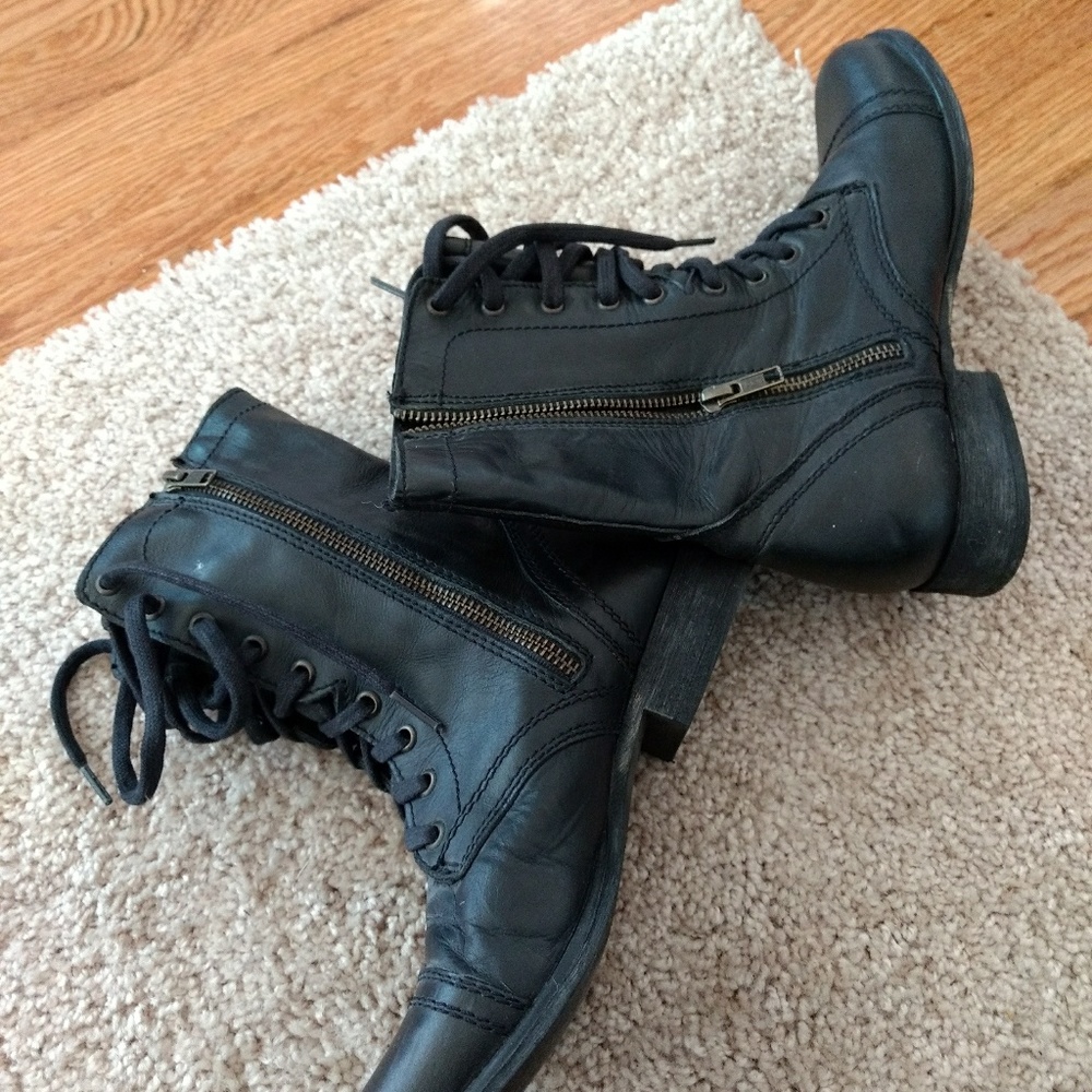 Steve Madden Boots